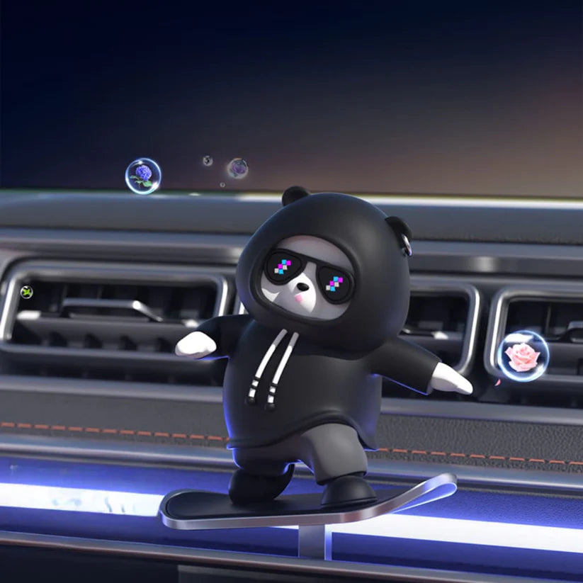 Panda Skater– Ornement de Voiture Élégant et Ludique-GNK